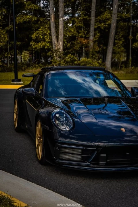 2021 Porsche 992 Carrera 4S - Image 3 of 10