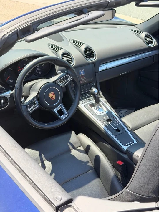 2021 Porsche 718 Boxster - Image 7 of 8