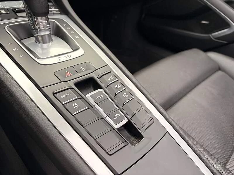 2021 Porsche 718 Boxster - Image 16 of 20