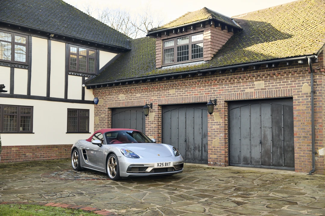 2021 Porsche 718 Boxster - Image 13 of 31