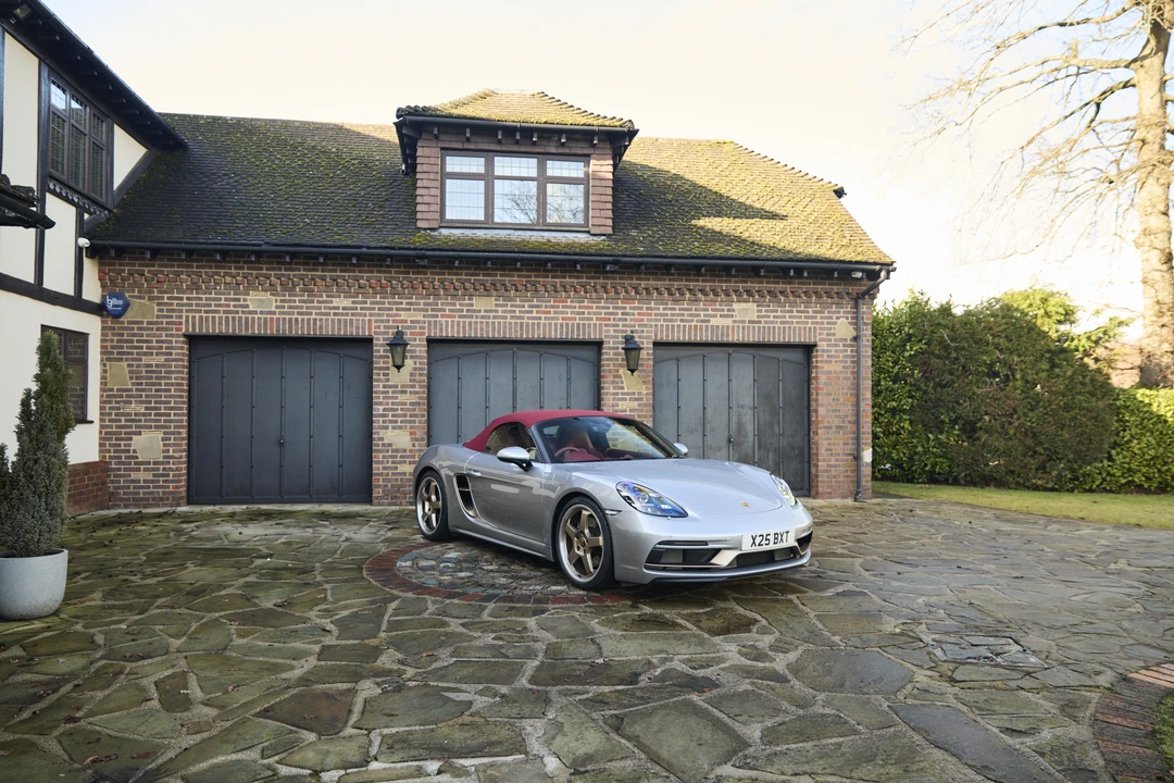 2021 Porsche 718 Boxster - Image 19 of 31