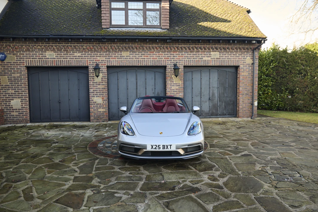 2021 Porsche 718 Boxster - Image 24 of 31