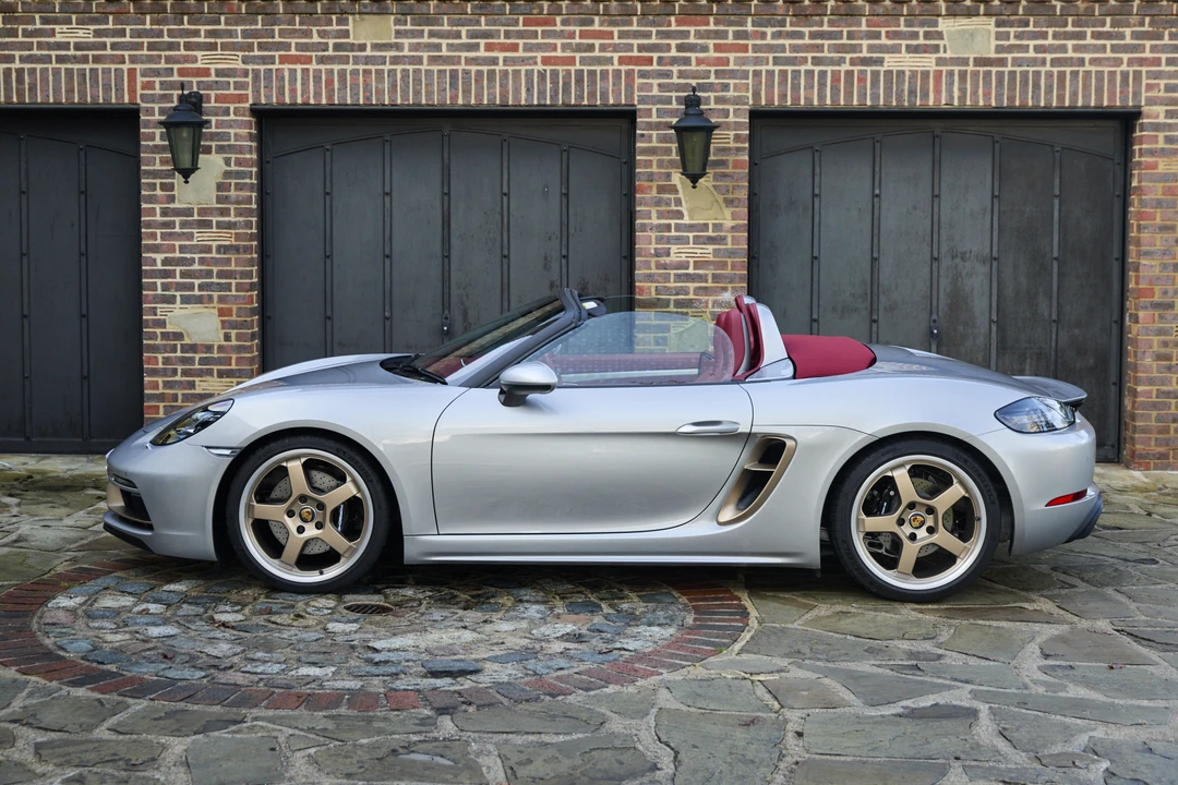 2021 Porsche 718 Boxster - Image 8 of 31