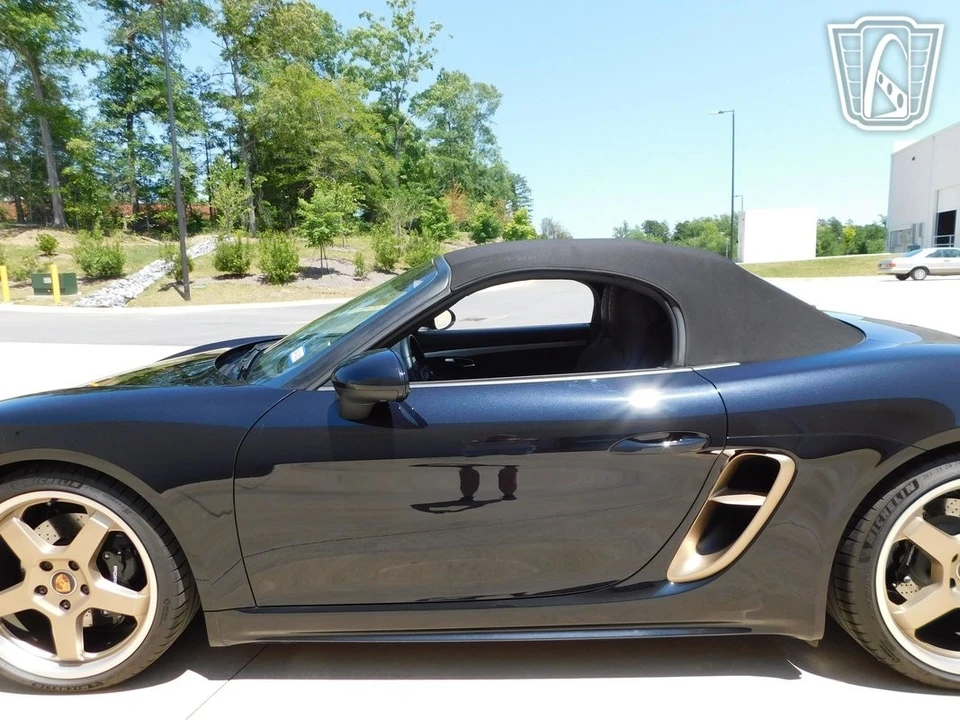 2021 Porsche 718 Boxster - Image 17 of 21