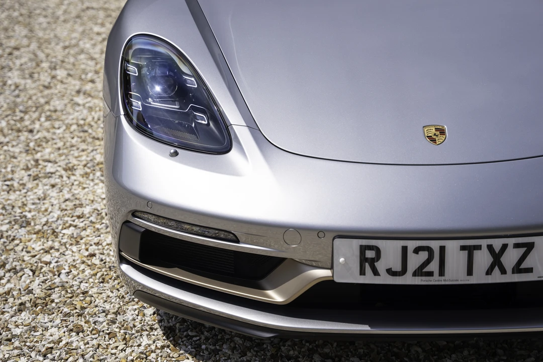 2021 Porsche 718 Boxster - Image 23 of 31