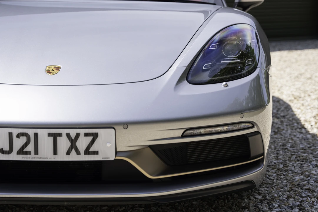 2021 Porsche 718 Boxster - Image 26 of 31