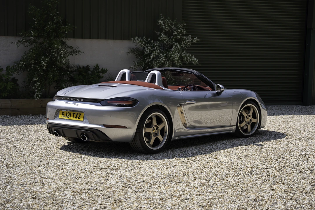 2021 Porsche 718 Boxster - Image 15 of 31