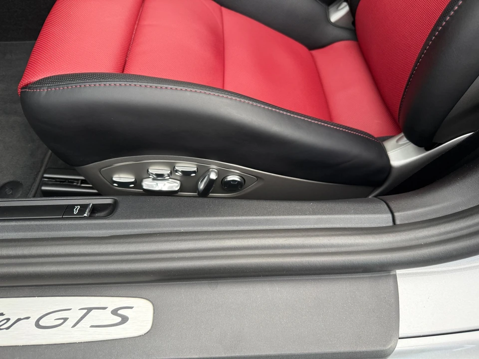 2021 Porsche 718 Boxster GTS 4.0 - Image 19 of 29