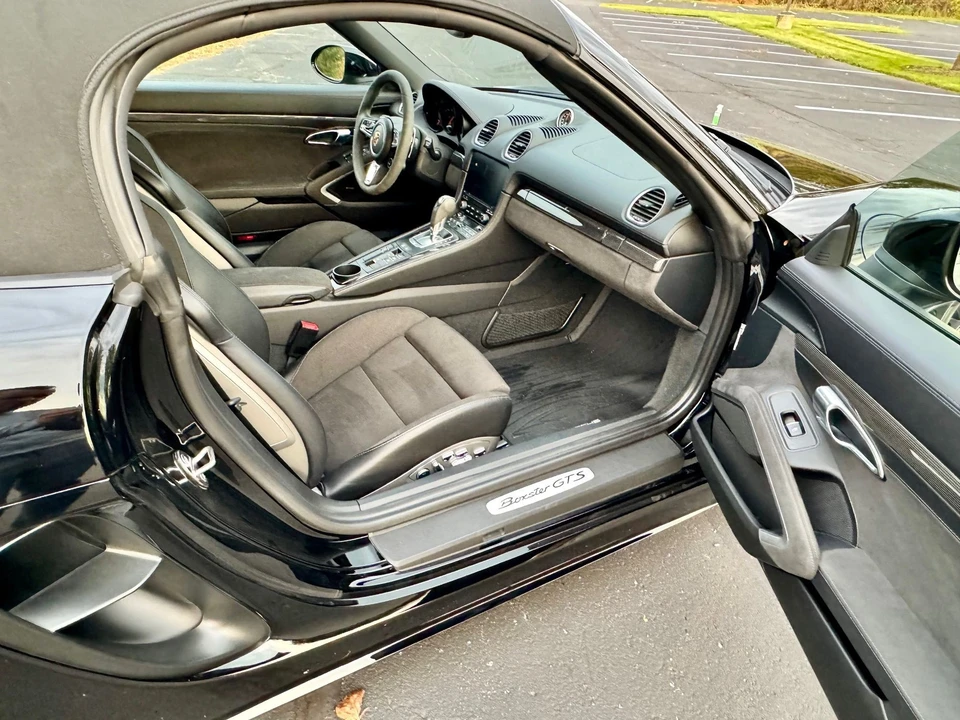 2021 Porsche 718 Boxster GTS 4.0 - Image 13 of 26