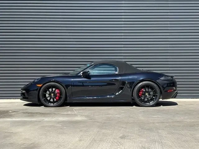 2021 Porsche 718 Boxster GTS 4.0 - Image 3 of 9