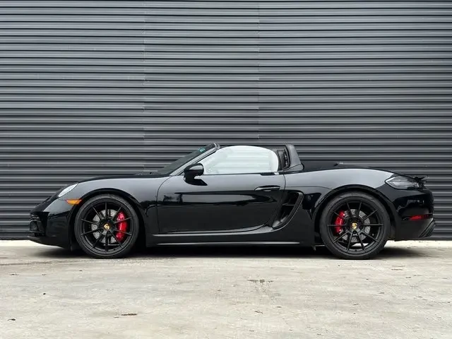 2021 Porsche 718 Boxster GTS 4.0 - Image 2 of 7