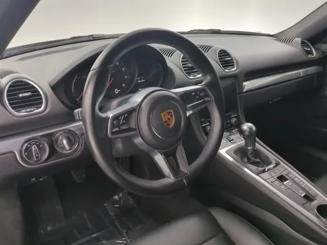 2021 Porsche 718 Boxster - Image 4 of 4
