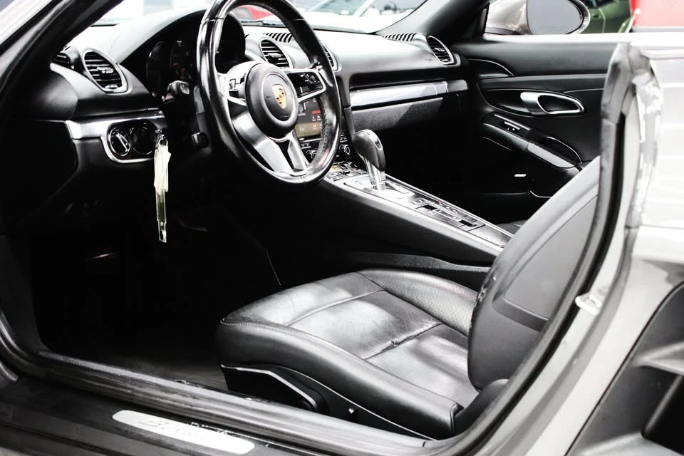 2021 Porsche 718 Boxster - Image 4 of 4