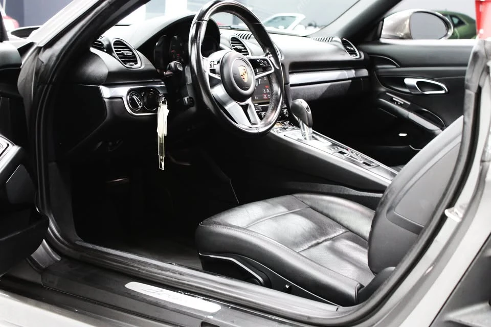 2021 Porsche 718 Boxster - Image 3 of 4