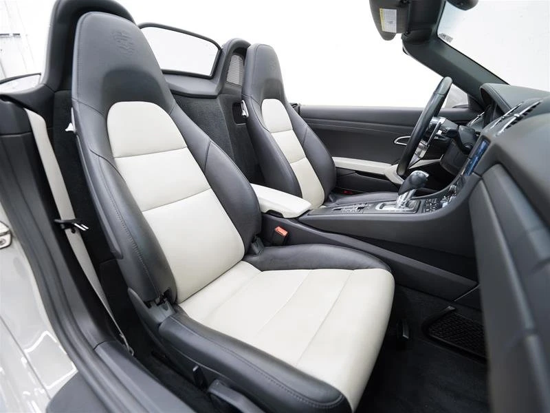 2021 Porsche 718 Boxster - Image 12 of 15