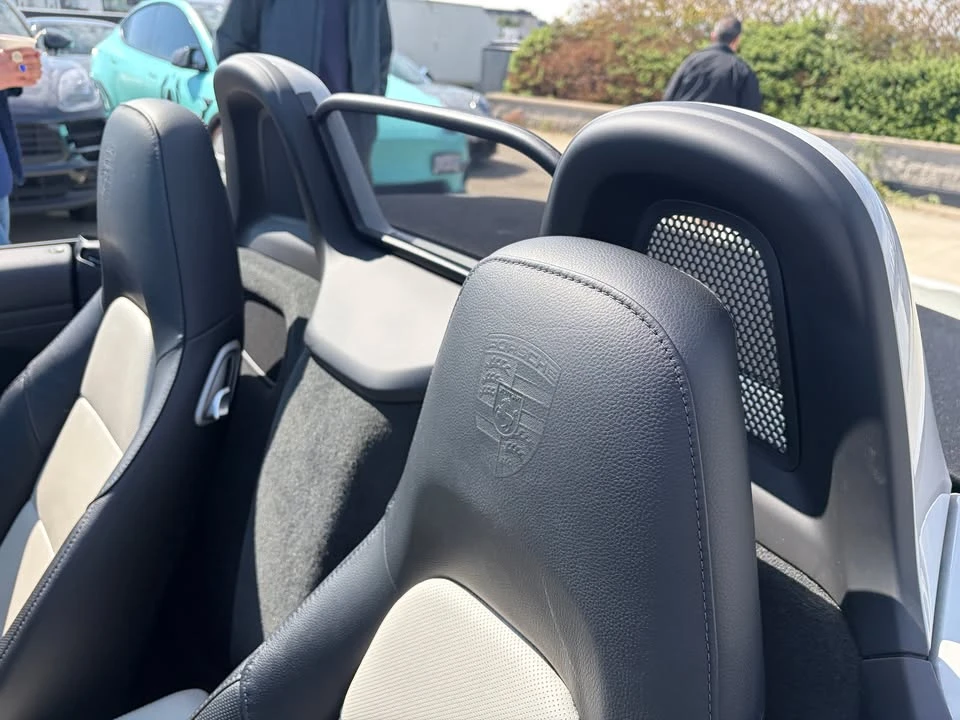 2021 Porsche 718 Boxster - Image 8 of 10