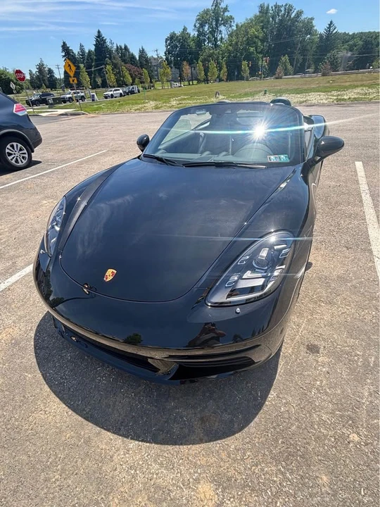 2021 Porsche 718 Boxster - Image 2 of 3