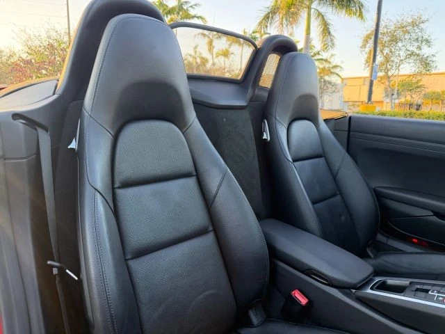 2021 Porsche 718 Boxster - Image 14 of 21