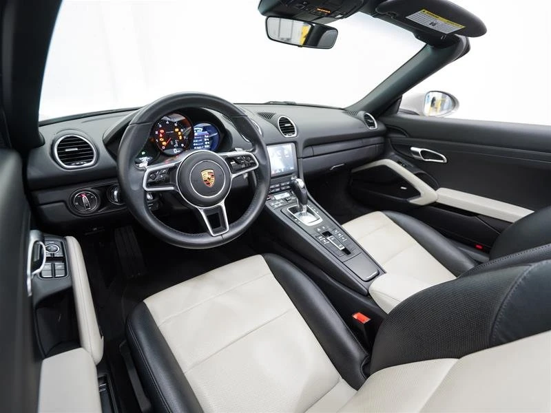 2021 Porsche 718 Boxster - Image 8 of 10