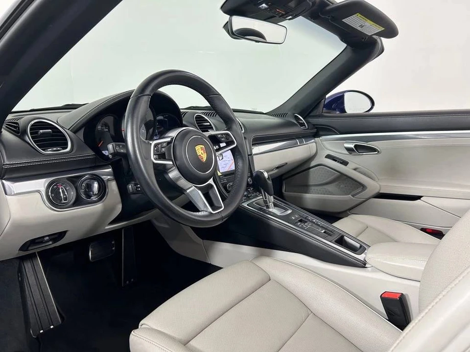 2021 Porsche 718 Boxster S - Image 4 of 5