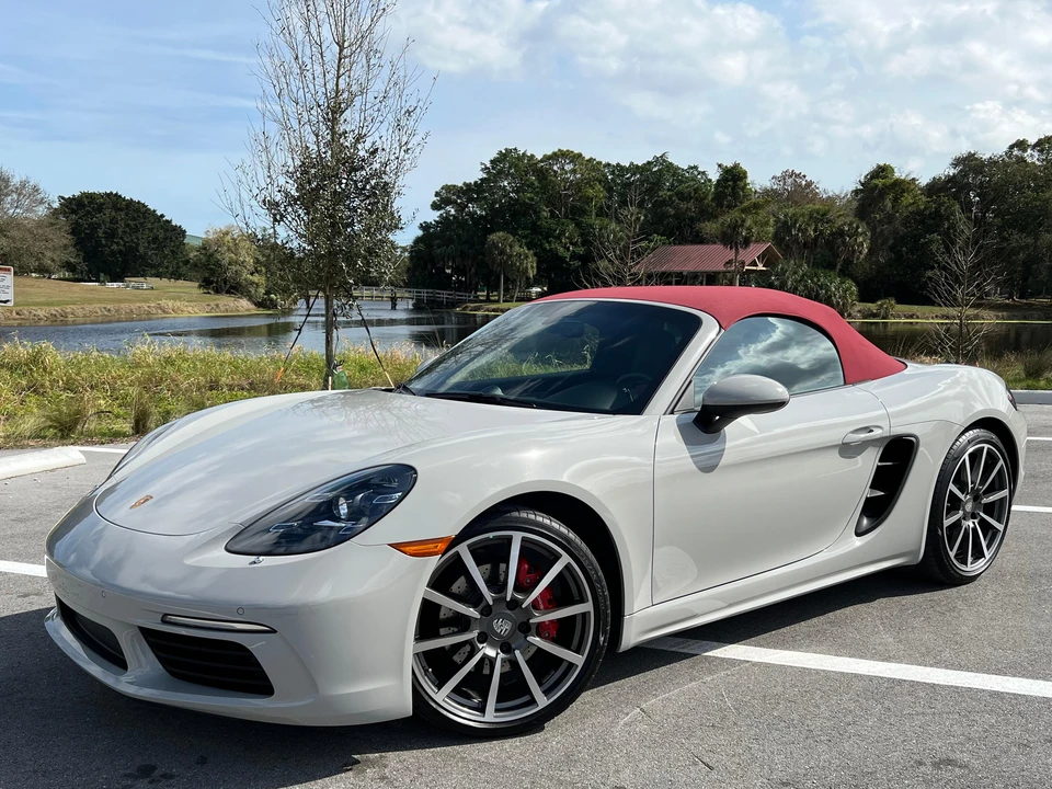 2021 Porsche 718 Boxster S - Image 20 of 31