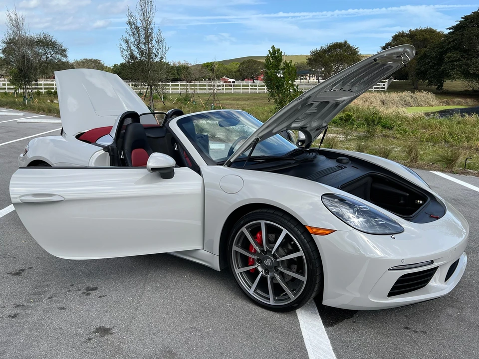 2021 Porsche 718 Boxster S - Image 26 of 31