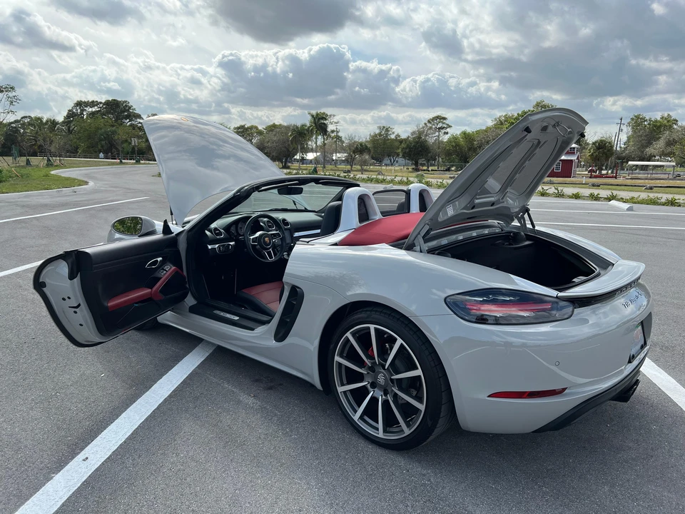 2021 Porsche 718 Boxster S - Image 24 of 31