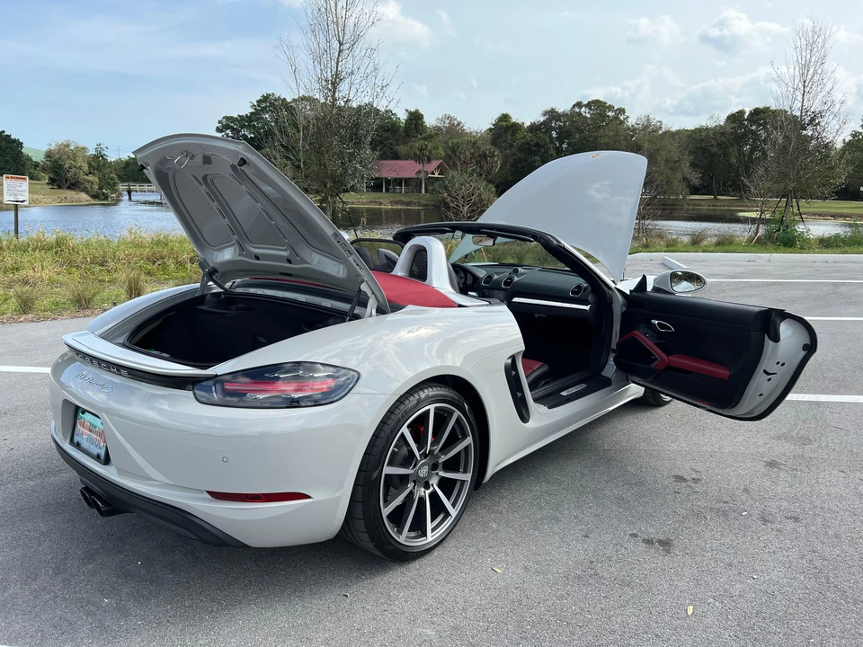 2021 Porsche 718 Boxster S - Image 25 of 31