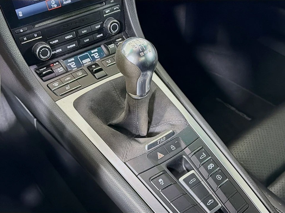 2021 Porsche 718 Boxster S - Image 20 of 21