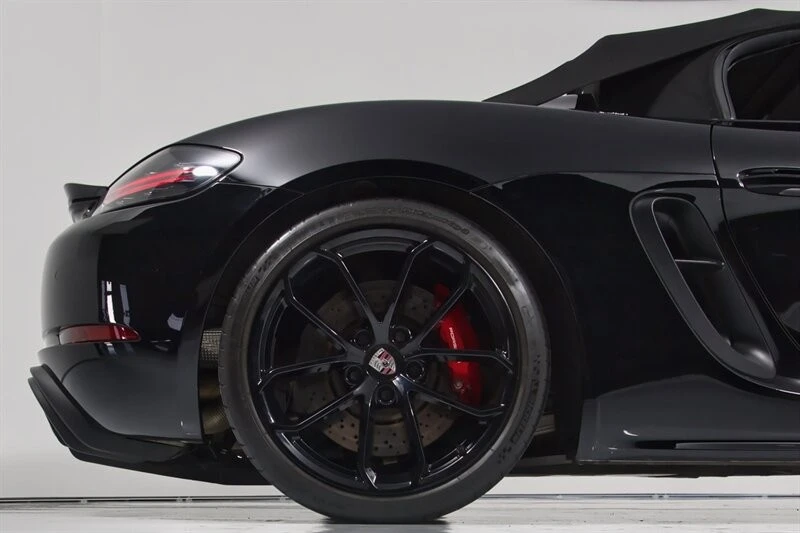 2021 Porsche 718 Boxster Spyder - Image 16 of 31