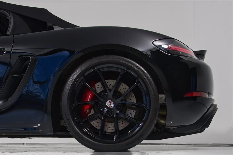 2021 Porsche 718 Boxster Spyder - Image 8 of 31