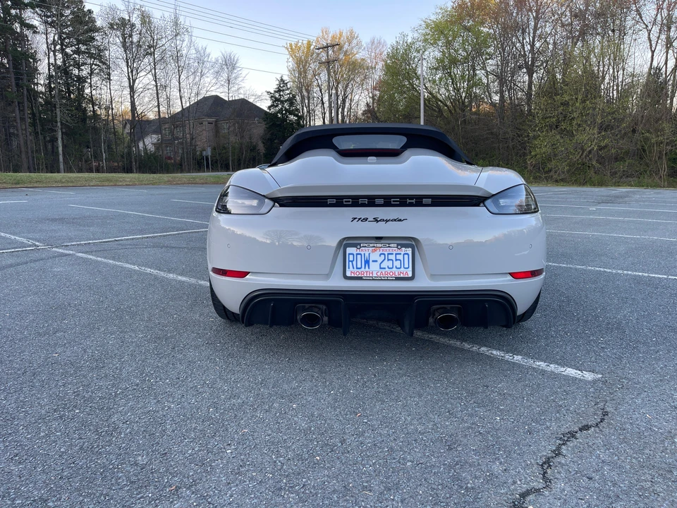 2021 Porsche 718 Boxster Spyder - Image 22 of 31