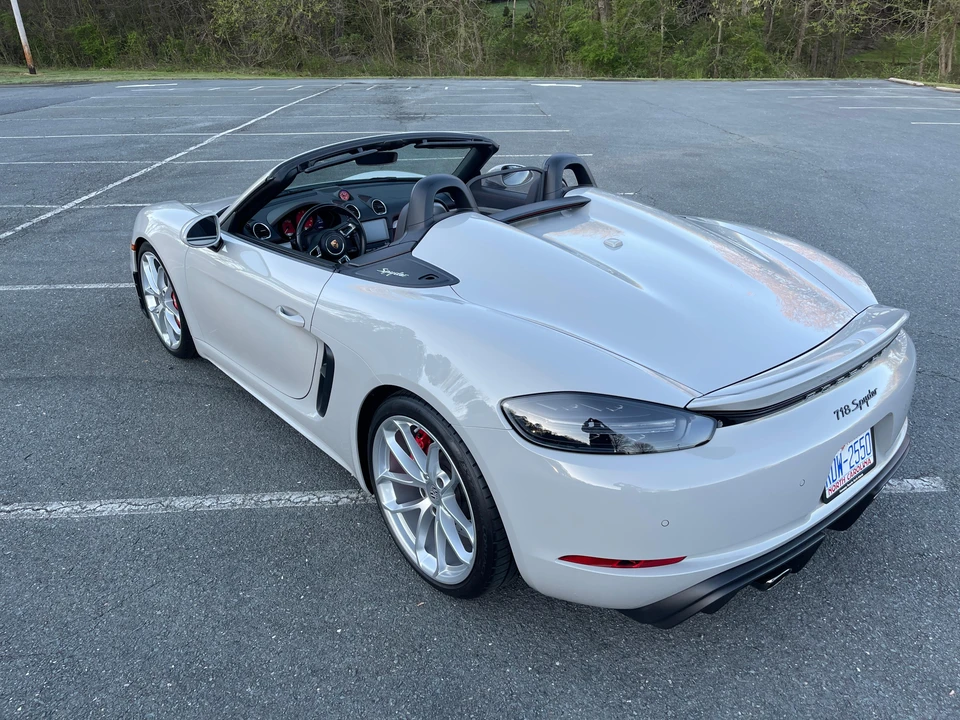 2021 Porsche 718 Boxster Spyder - Image 10 of 31