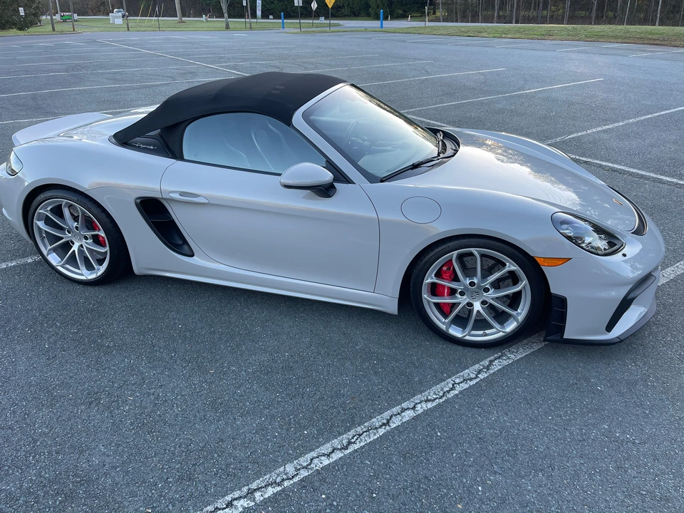 2021 Porsche 718 Boxster Spyder - Image 25 of 31