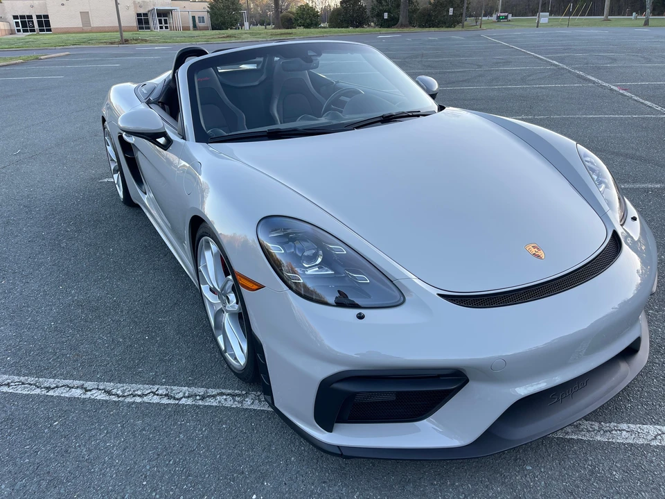 2021 Porsche 718 Boxster Spyder - Image 17 of 31
