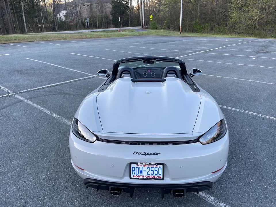 2021 Porsche 718 Boxster Spyder - Image 12 of 31