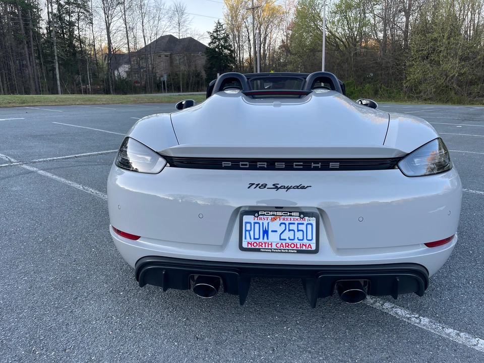 2021 Porsche 718 Boxster Spyder - Image 11 of 31