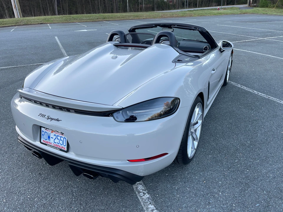 2021 Porsche 718 Boxster Spyder - Image 13 of 31