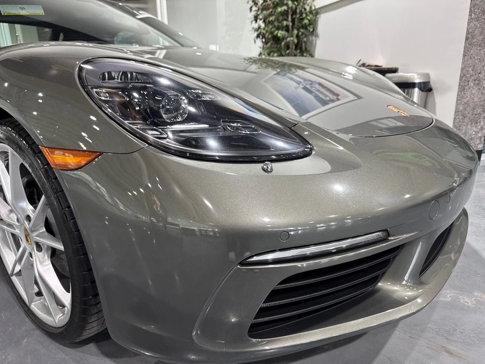 2021 Porsche 718 Boxster - Image 20 of 21