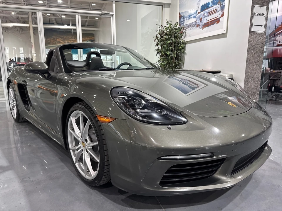 2021 Porsche 718 Boxster - Image 21 of 21