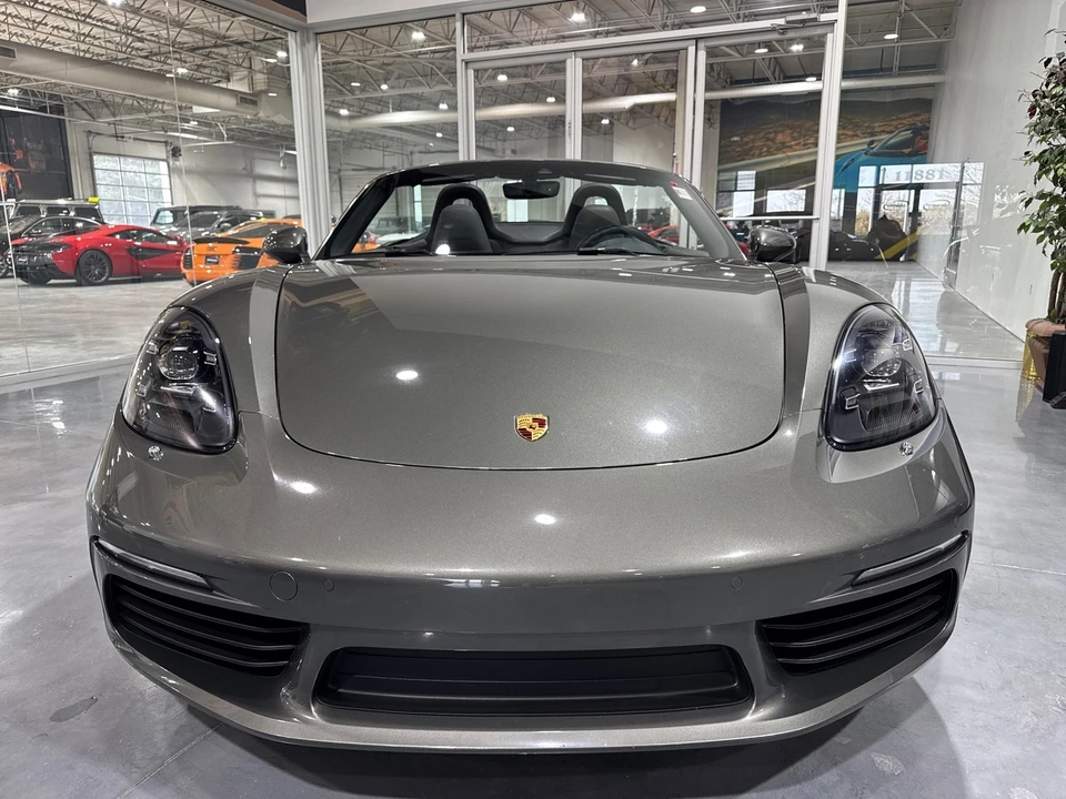 2021 Porsche 718 Boxster - Image 19 of 21