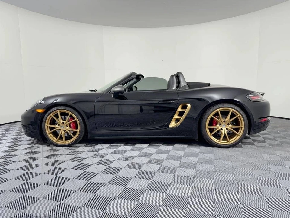 2021 Porsche 718 Boxster T - Image 2 of 5