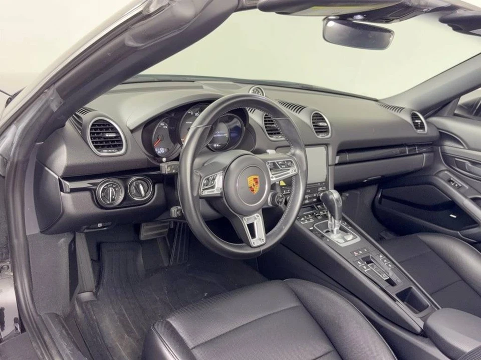 2021 Porsche 718 Boxster T - Image 4 of 5