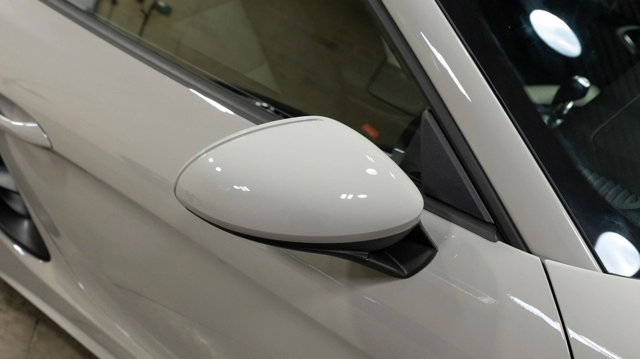 2021 Porsche 718 Boxster - Image 18 of 31