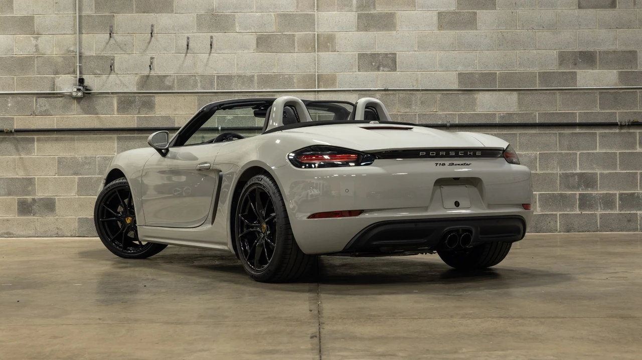 2021 Porsche 718 Boxster - Image 7 of 31