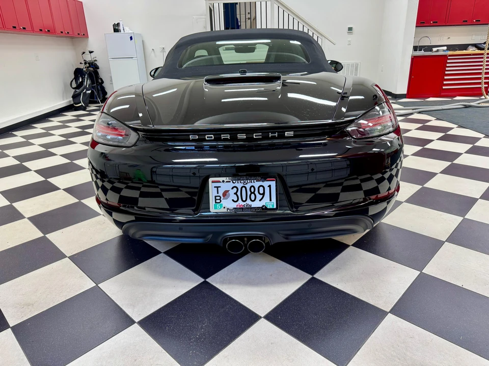 2021 Porsche 718 Boxster - Image 10 of 31
