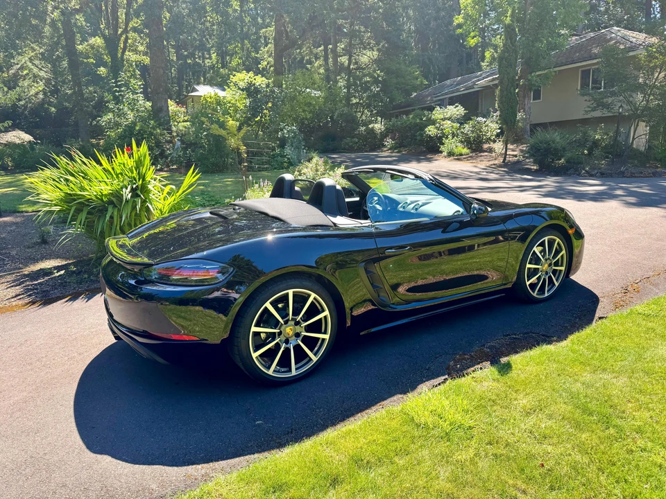 2021 Porsche 718 Boxster - Image 15 of 31