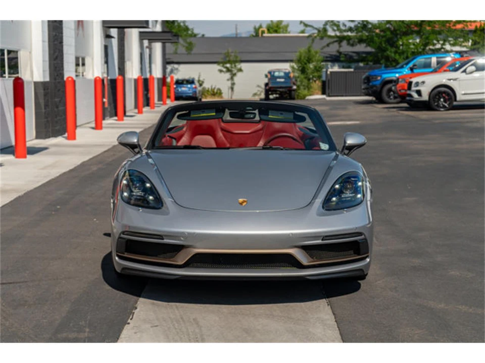 2021 Porsche 718 Boxster - Image 17 of 31