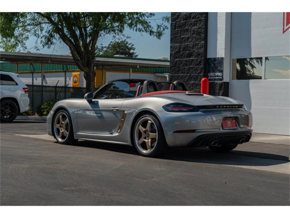2021 Porsche 718 Boxster - Image 21 of 31