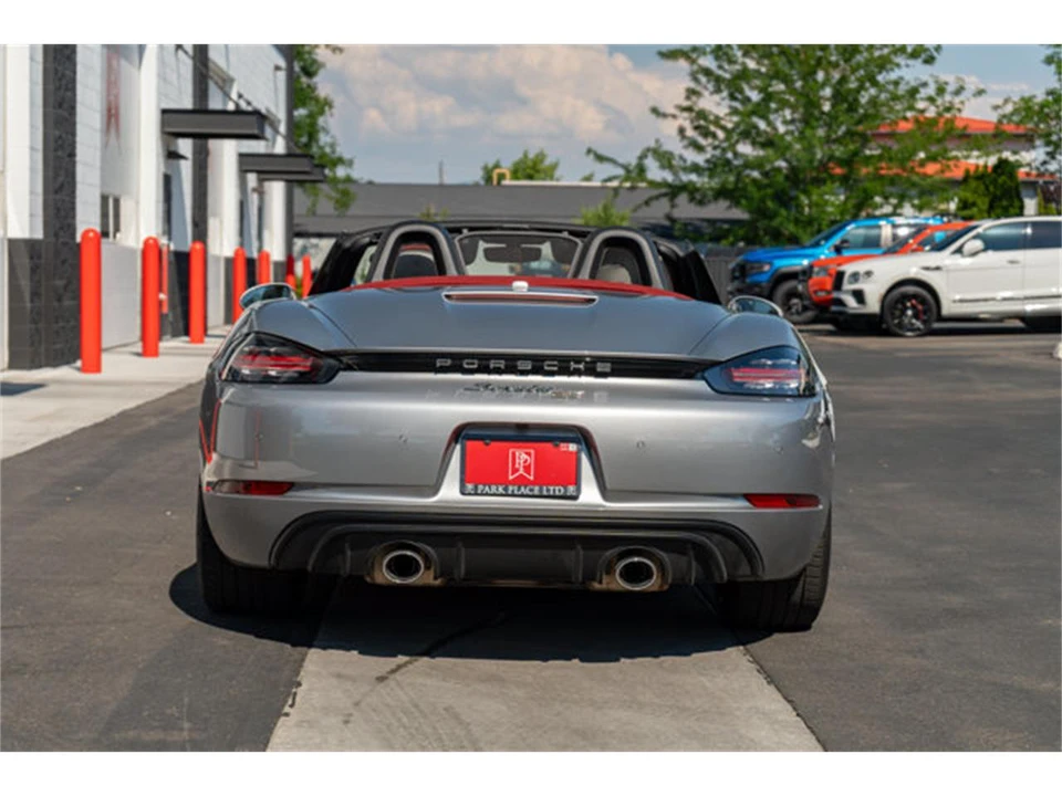 2021 Porsche 718 Boxster - Image 23 of 31